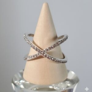 Cross Size 9.25 Ring Glass Stones Silver Tone Sparkle Costume Fashion Jewelry